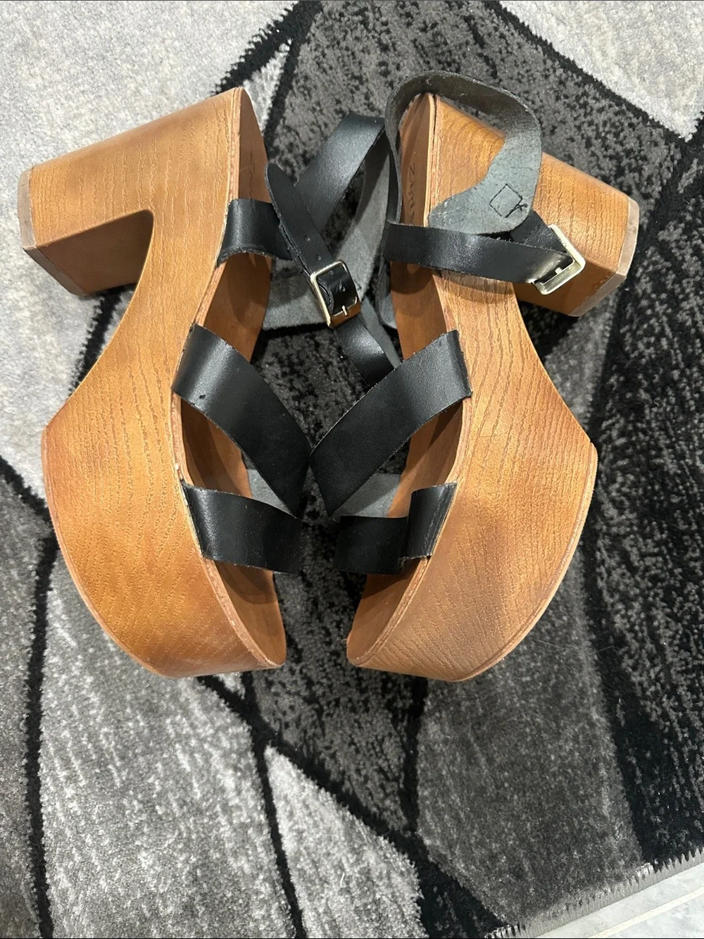 Zigi Soho Black Strappy Platform Sandals with Wood-Look Heel
